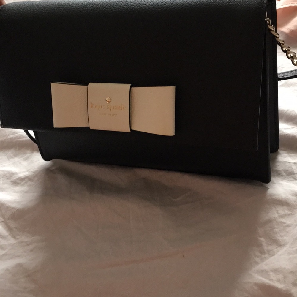 Kate Spade crossbody BLACK and white